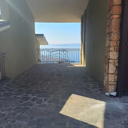 Apartment 7