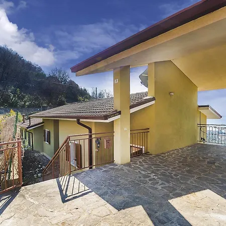 Apartment 7 Torri Del Benaco